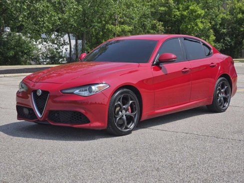 Used 2019 Alfa Romeo Giulia Ti Sport w/ Quick Order Package 22S Sport image 2