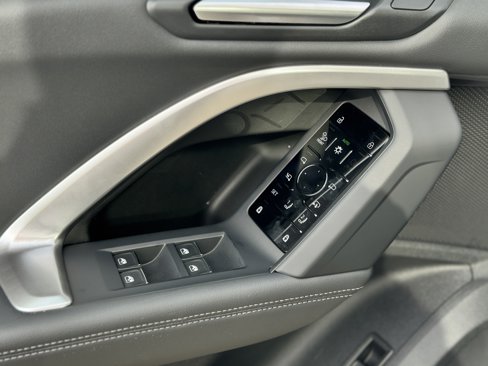 New 2025 Audi Q5 Premium Plus image 16