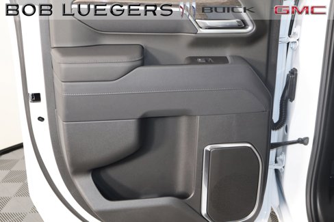 New 2026 GMC Sierra 2500 SLE w/ SLE Value Package; image 12