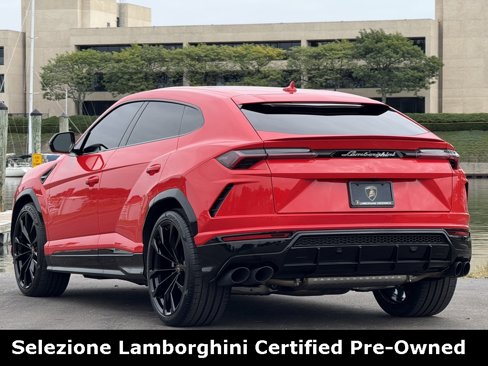 Used 2022 Lamborghini Urus image 7