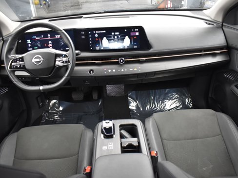 Used 2024 Nissan Ariya FWD image 17