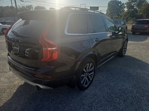 Used 2019 Volvo XC90 T5 Momentum w/ Multimedia Package image 7