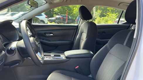 Used 2024 Nissan Sentra SV image 12