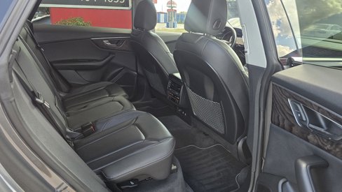 Used 2019 Audi Q8 Premium Plus image 29