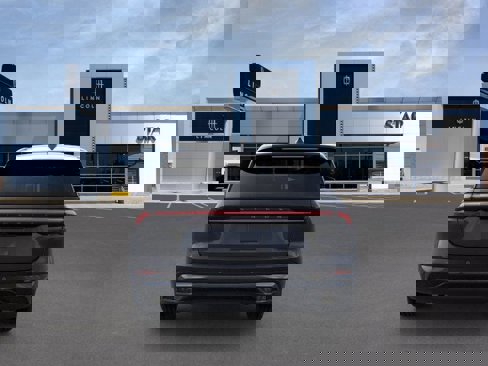 New 2025 Lincoln Nautilus Premier w/ Jet Appearance Package image 5