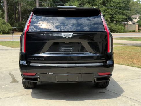 Used 2021 Cadillac Escalade ESV Sport Platinum image 4
