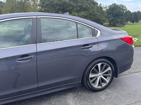 Used 2017 Subaru Legacy 2.5i Limited image 9