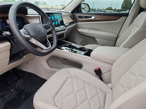 New 2026 Volkswagen Atlas SE image 12