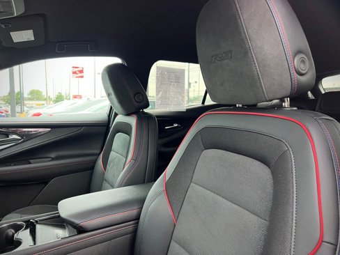 Used 2024 Chevrolet Blazer EV RS image 17