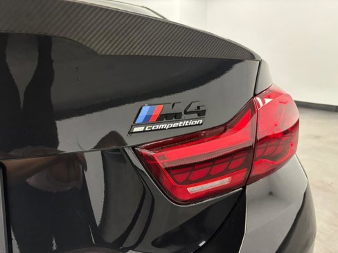 Used 2017 BMW M4 Competition image 37