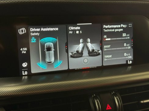 Used 2022 Alfa Romeo Stelvio Veloce image 30