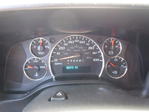 Used 2023 Chevrolet Express 2500 w/ Driver Convenience Package image 11