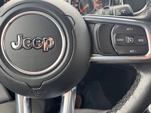 Used 2021 Jeep Wrangler Unlimited Sahara image 30