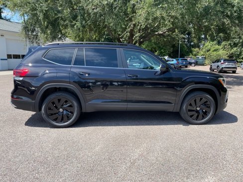 New 2026 Volkswagen Atlas SE image 2