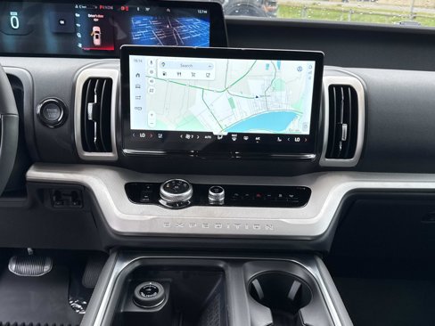 New 2025 Ford Expedition Max Active image 11