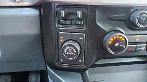 New 2025 Ford F250 XLT w/ Black Appearance Package image 30