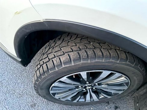 Used 2020 Mitsubishi Outlander SEL image 37