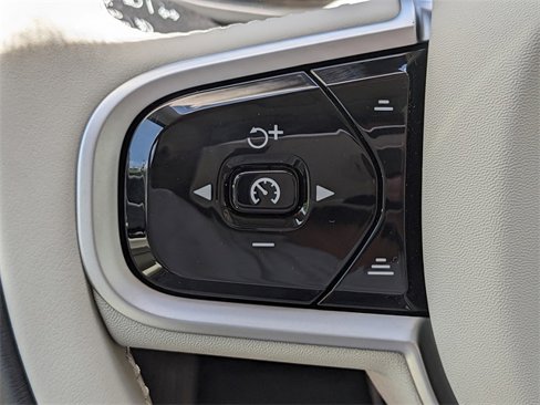 New 2026 Volvo XC60 B5 Ultra w/ Climate Package image 28