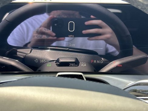 New 2026 Cadillac Vistiq Premium Luxury image 19