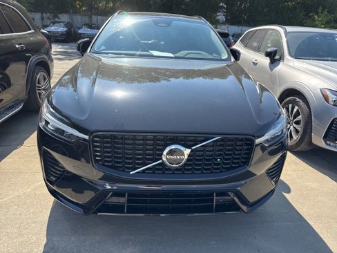 Certified 2025 Volvo XC60 B5 Plus w/ Protection Package Premier image 2