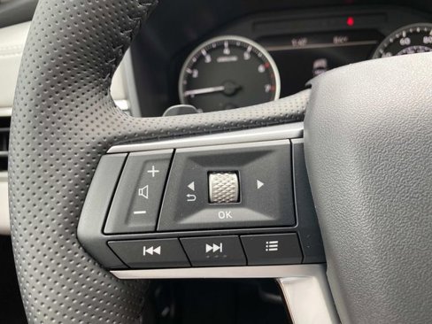 New 2025 Mitsubishi Outlander AWD image 16