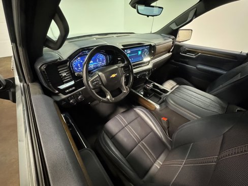 Used 2024 Chevrolet Silverado 1500 High Country image 72