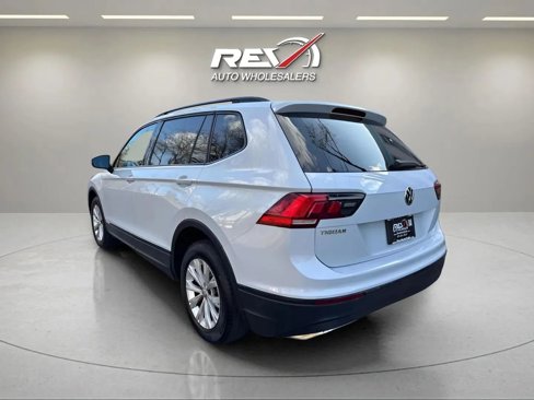 Used 2019 Volkswagen Tiguan S image 5