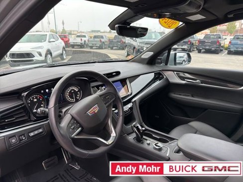 Used 2024 Cadillac XT6 Sport image 19