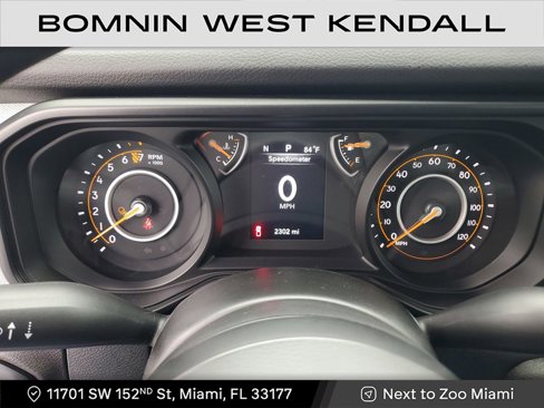 Used 2025 Jeep Gladiator Sport image 17