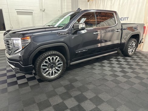 Used 2024 GMC Sierra 1500 Denali Ultimate image 5