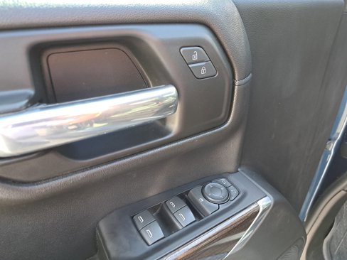 Used 2019 Chevrolet Silverado 1500 LT Trail Boss image 15