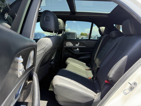 Used 2022 Mercedes-Benz GLE 350 4MATIC image 40