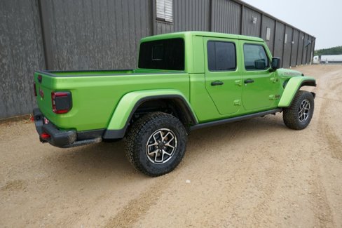 New 2025 Jeep Gladiator Rubicon image 4