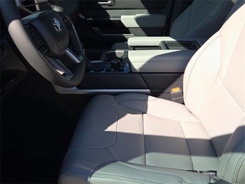 New 2026 Toyota Tundra Limited image 18
