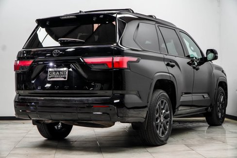 Used 2024 Toyota Sequoia Platinum image 17