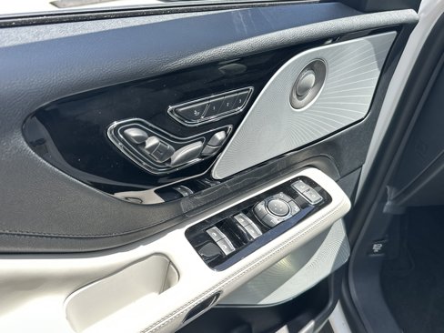 New 2025 Lincoln Aviator Reserve image 17