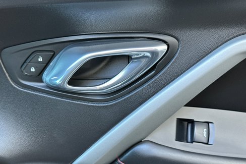 Used 2018 Chevrolet Camaro SS image 21
