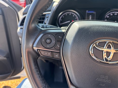 Used 2024 Toyota Camry SE image 23