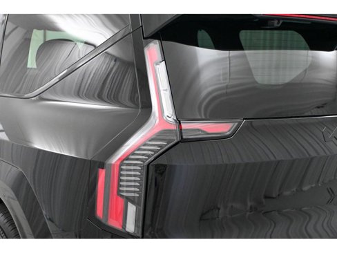 New 2026 Kia EV9 Land w/ Nightfall Edition Package image 10