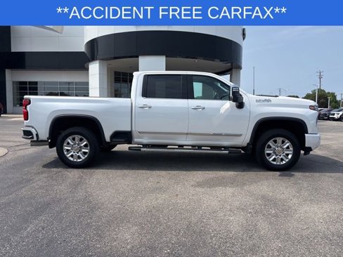Used 2025 Chevrolet Silverado 2500 High Country w/ High Country Premium Package image 11
