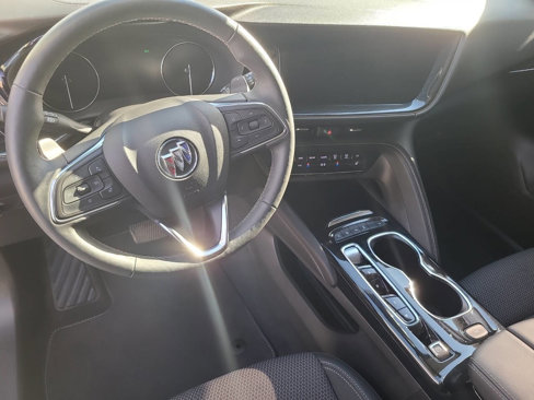 Used 2023 Buick Envision Preferred image 19