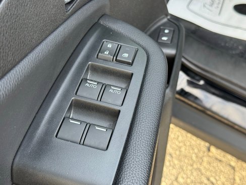 Used 2021 Honda Pilot Touring image 16