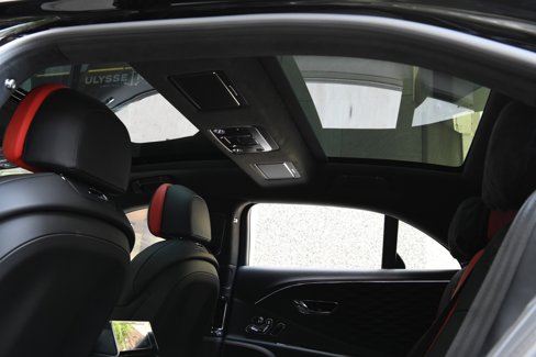 Used 2024 Bentley Flying Spur W12 image 20