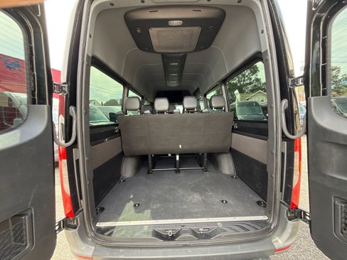 Used 2021 Mercedes-Benz Sprinter 2500 image 26