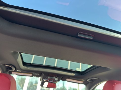 New 2025 Alfa Romeo Giulia AWD image 15