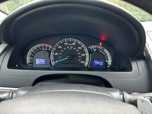 Used 2014 Toyota Camry SE image 39