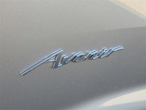 New 2026 Buick Enclave Avenir image 8
