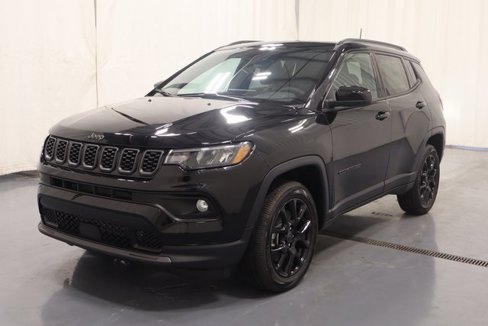 New 2025 Jeep Compass Latitude image 5