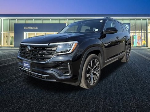 Certified 2025 Volkswagen Atlas SEL Premium R-Line image 8