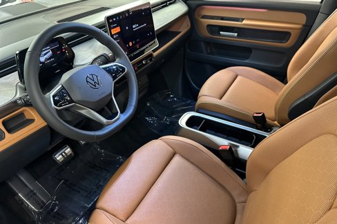 New 2025 Volkswagen ID. Buzz Pro S image 9